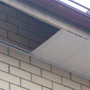 Софит перфорированный Docke Premium Пломбир 3000х305х1.1мм винил