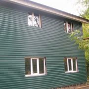 Сайдинг металлический 0,45мм 6005-зеленый мох корабельная доска