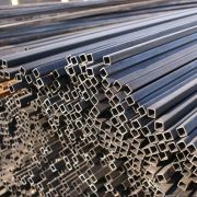 Труба профильная 20х20мм, длина 6м, стенка 1,5мм, вес 5,045кг/шт