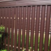 Штакетник металлический М-100, 0.45м викинг, цвет 8017 - шоколад.