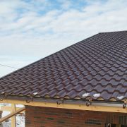 Металлочерепица МОНТЕРОС 0,45мм 8017 Шоколадно-коричневый