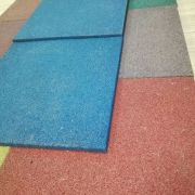 Резиновая плитка и брусчатка 500х500х20мм (4шт в м2)Однослойная